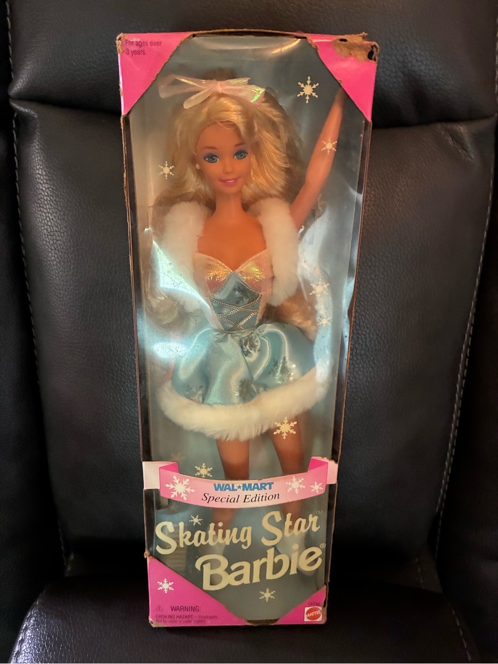 Wal-Mart Special Edition Skating Star Barbie